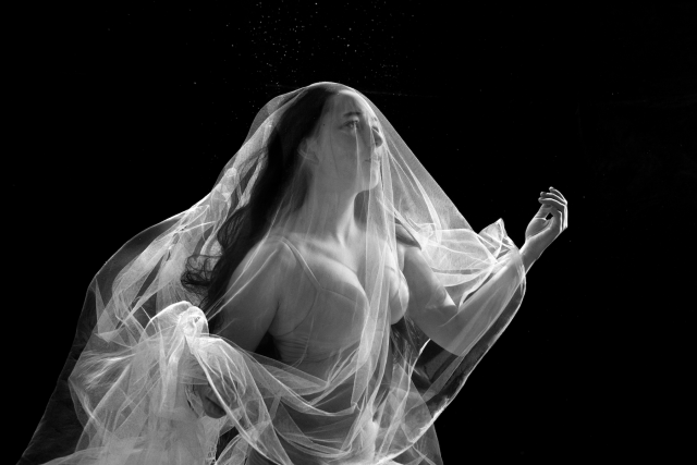 unterwasser foto ghost mermaid